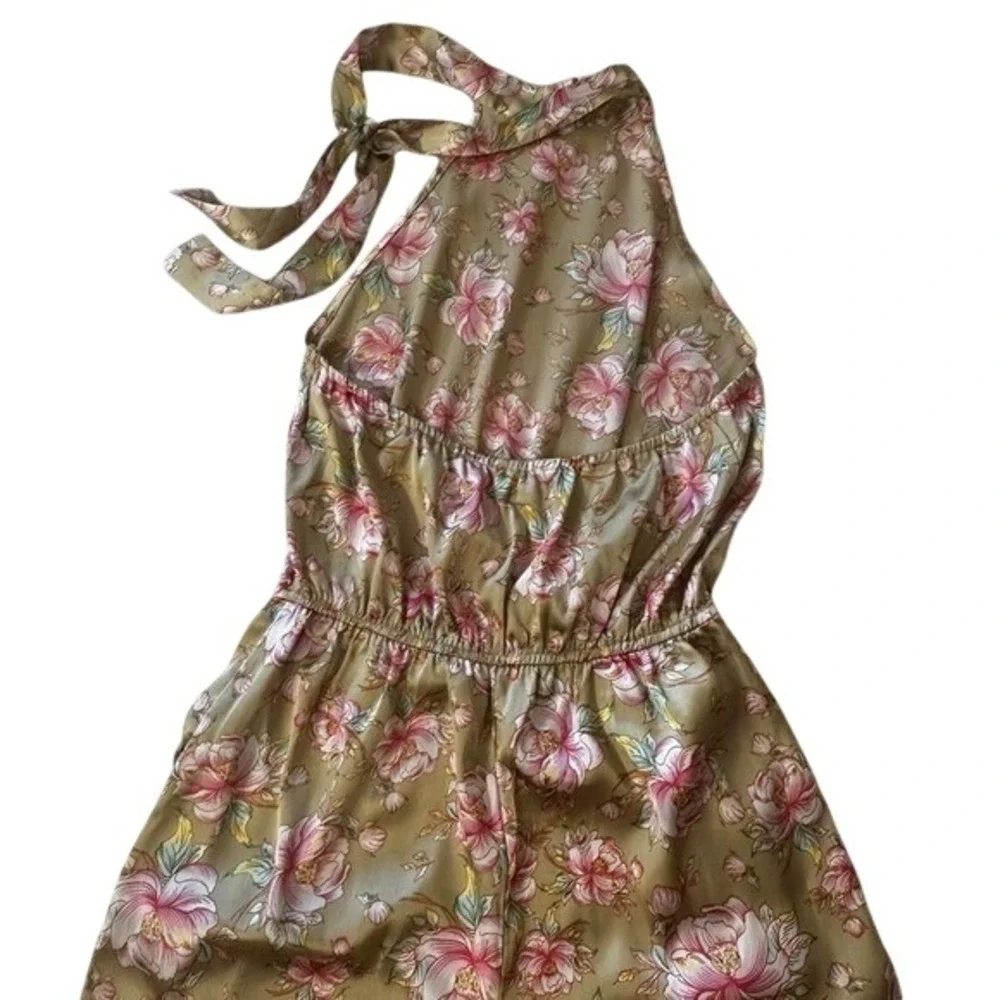 NWT Nasty Gal Nude Satin Floral Halter Jumpsuit Women Size 6 Wide Leg Pockets - Picture 7 of 16